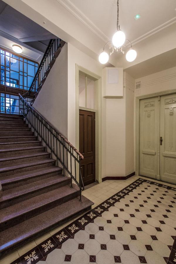 Apartament Grey Pearl Downtown Apartment Warsawa Bagian luar foto
