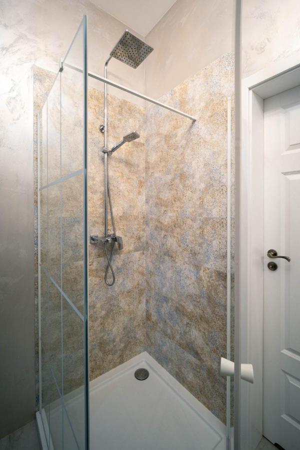 Apartament Grey Pearl Downtown Apartment Warsawa Bagian luar foto